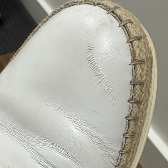 Tod's Women's Cream Leather Loafers size 10 - Picture 5 of 5